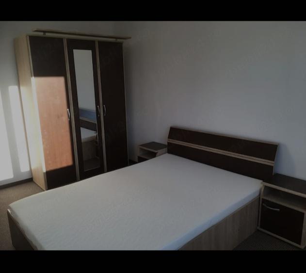!!! 2 Camere...decomandat..U.V.T. ...Fac de constructii