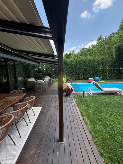 OXFORD GARDENS | VILA DUPLEX CU PISCINA | PRIMA LINIE LA PADURE LUX