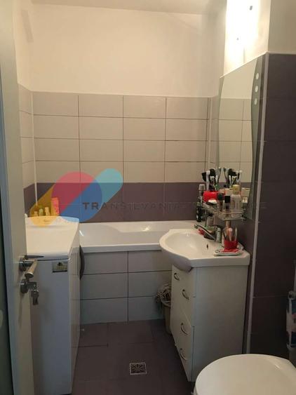 Apartament 40 mp, parcare inclusa-Apahida