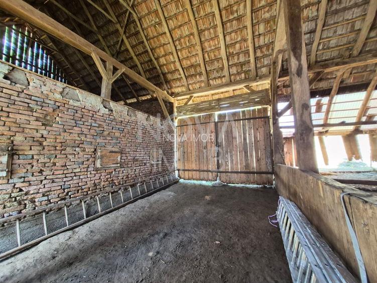 Casa individuala cu teren generos – 8.356 mp – Tichindeal, jud. Sibiu - 41