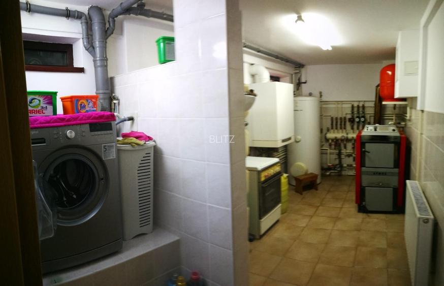 Casa de 500 mp utili, mobilata modern, 440 mp teren in Brasov ! - 10