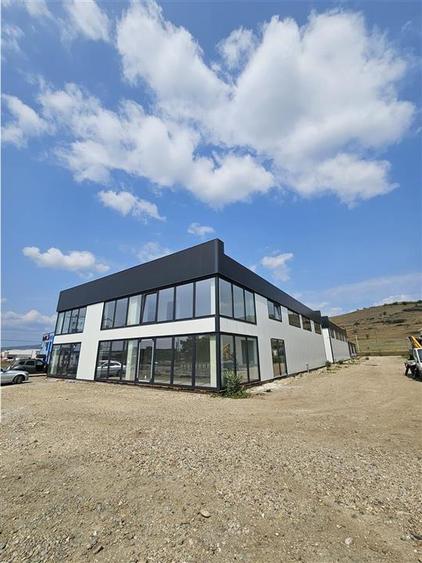 Spatiu 650 mp - Showroom Comercial - Depozitare