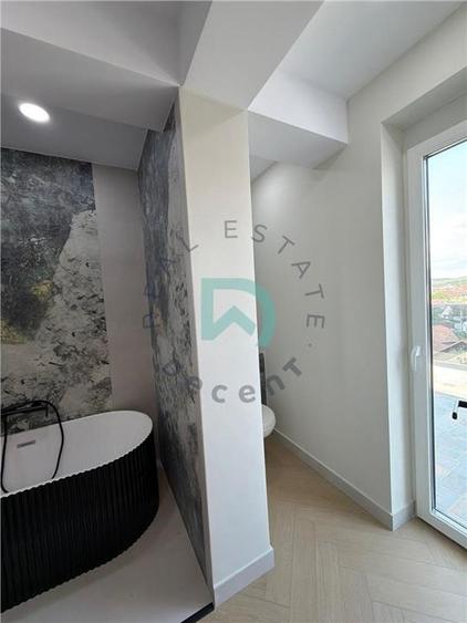 Penthouse 4 camere, 3 bai, 120 mp, Terasă 88mp, Prima Închiriere | Pro