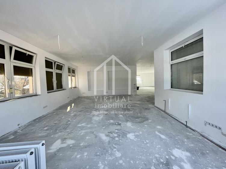 Spatiu comercial cu 8 camere, 5 bai, terasa - zona Centrala