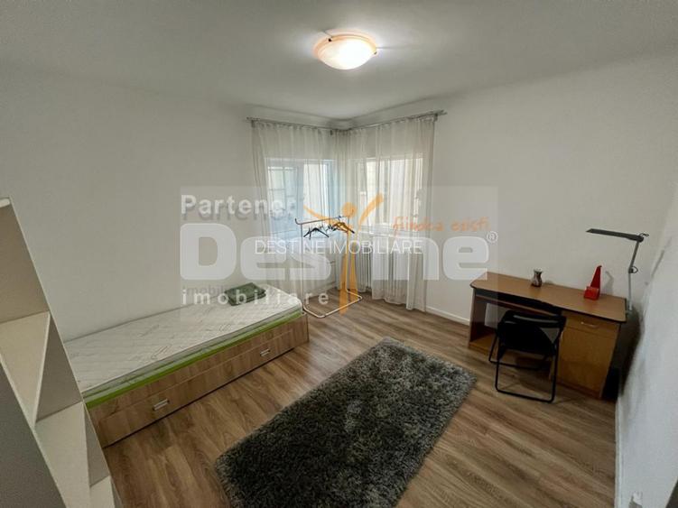 Inchiriere Casa cu 3 camere, 95 mp, mobilata si utilata - Poitiers zona Frumoasa - 5