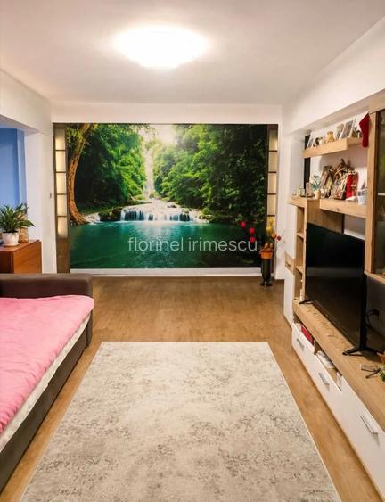 Vând apartament 3 camere - 7