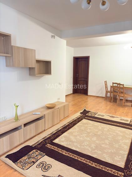 Apartament in vila, etaj 1, total 4 camere cu 120 mp, 3 bai, 2 parcari - 2