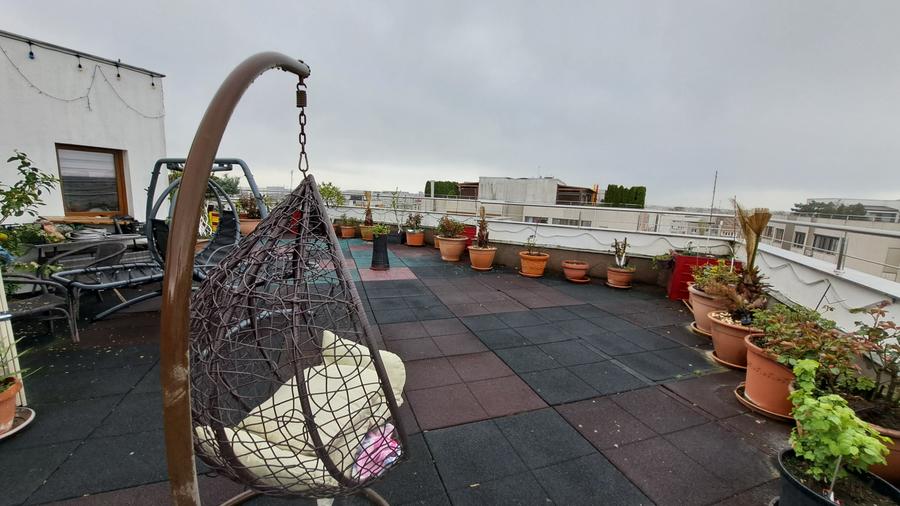 PENTHOUSE LUX - LOCATIE EXCELENTA -VIEW SUPERB - TERASA AMENAJATA 300 MP