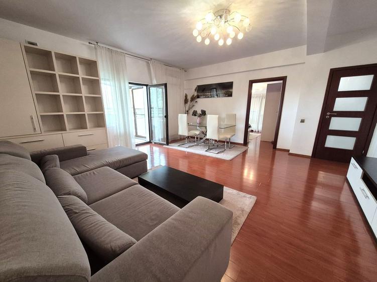 Apartament 3 camere, zona Bazilescu-Jiului.