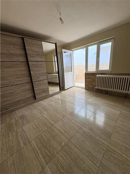 Casa 4 Camere de Vanzare - Zona Coiciu