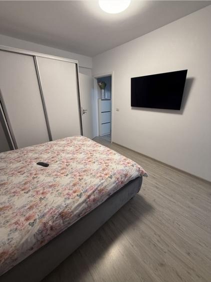 Etaj 1 - 2 camere decomandat 56mp - loc parcare -mobilat si utilat - Kaufland G