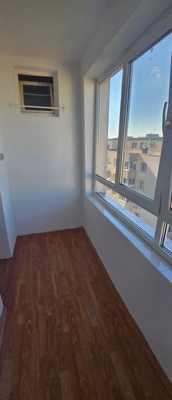 Titan-Camil Ressu,langa metrou,stradal,bloc retras,liniste!
