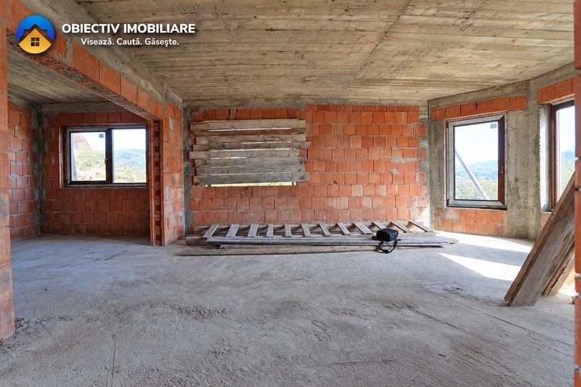 Vila la rosu si teren 500 mp de vânzare , Zona Fermelor
