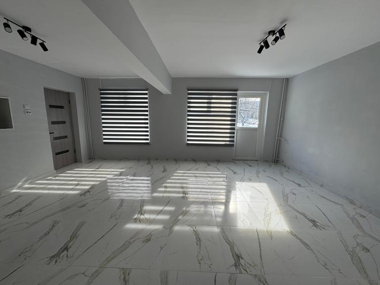 Spatiu comercial