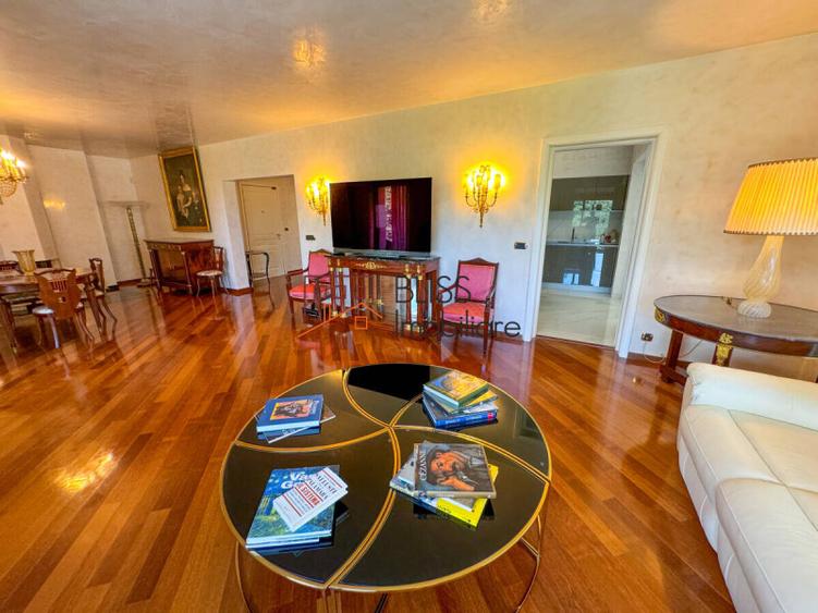 Apartament rafinat 4 camere cu 2 locuri de parcare subterane