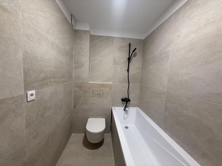 Apartament zona Unirii | 3 cam | Mobilat Lux | Terasa 145 mp | Parcare