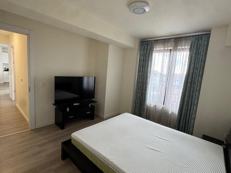 Inchiriez apartament 3 camere !