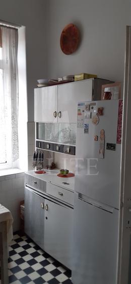 Apartament 3 camere în zona Piata Avram Iancu