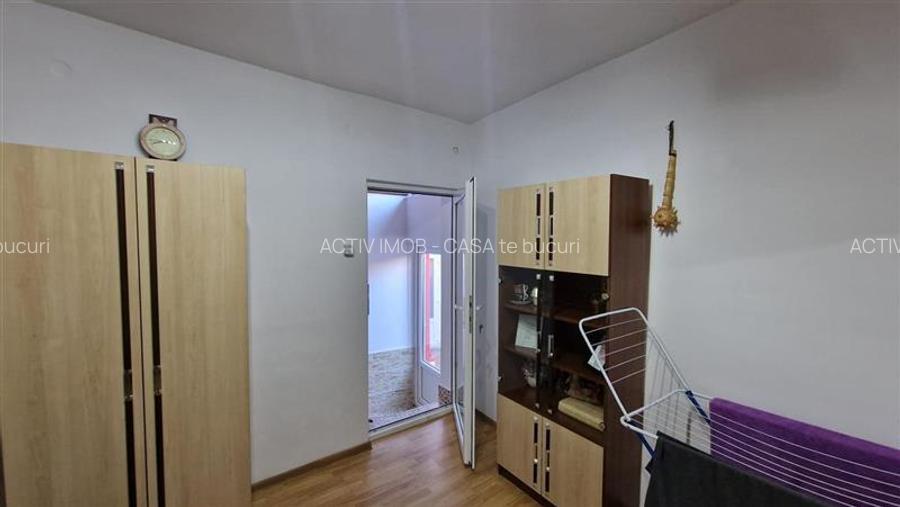 Resita Casa 7 Incaperi Parter si Etaj, Zero investitii - 5