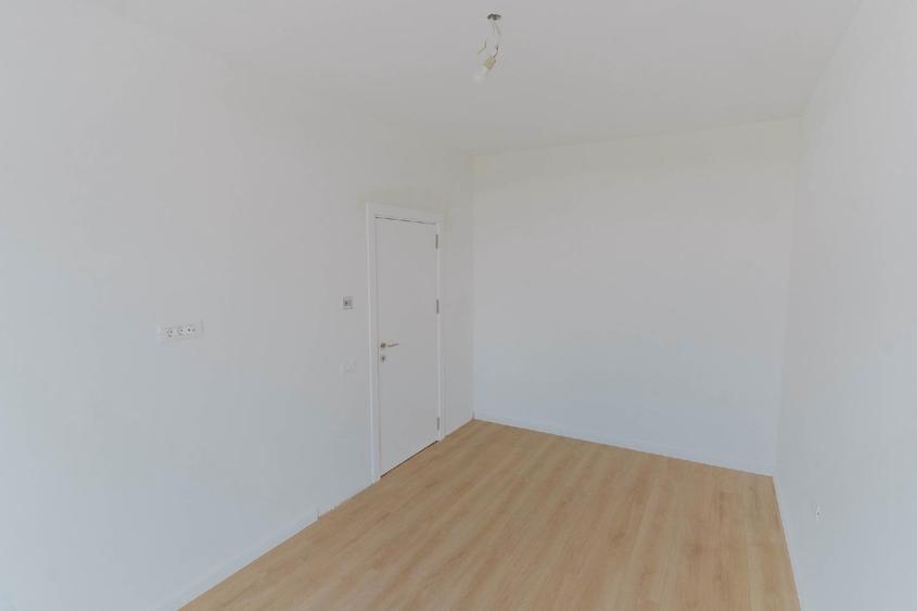 Vând apartament două camere