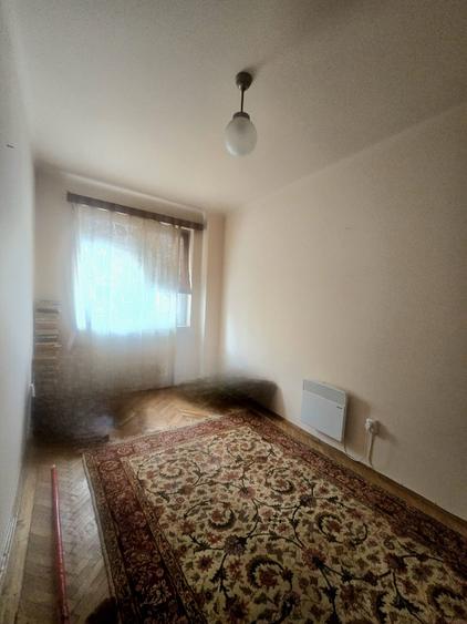 Hristo Botev apartament 3 camere la etajul 1