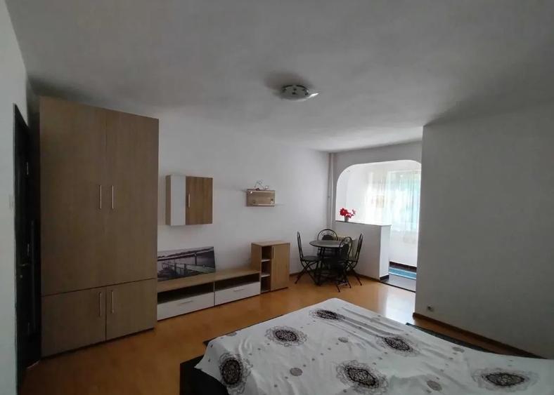 Titan - Costin Georgian - Metrou - Renovata - Mobilat
