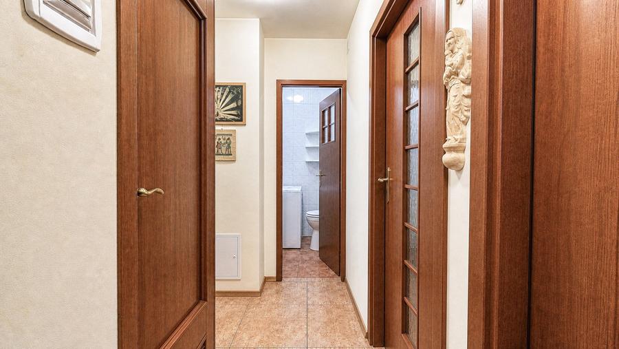 Brancoveanu - apartament cu 3 camere hol H, COMISION 0