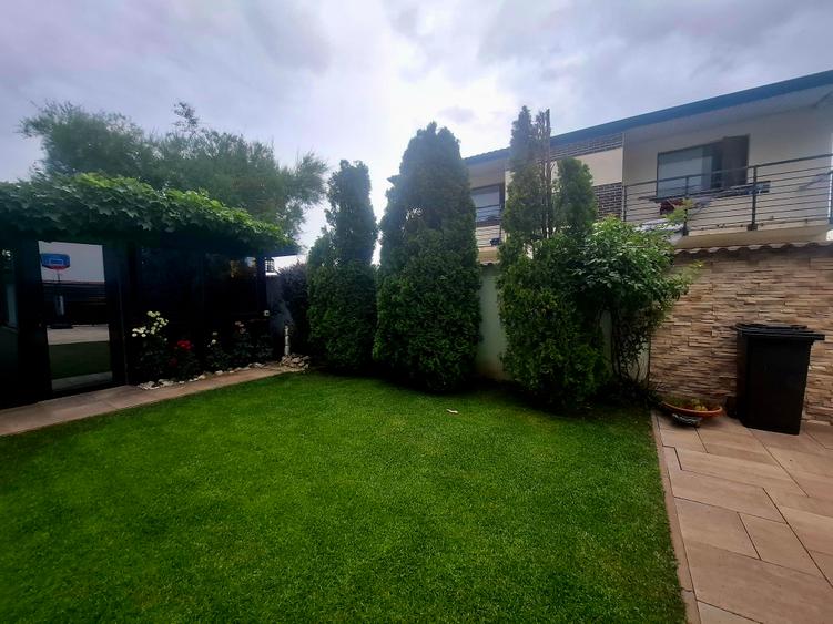 Casă solidă cu 4 camere și curte amenajată – Direct proprietar