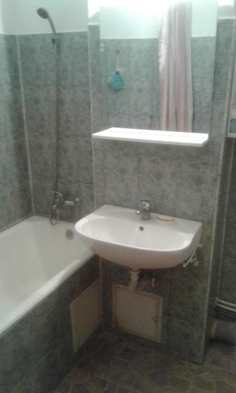 Persoana fizica, inchiriez apartament 2 camere decomandate, Tudor Vladimirescu