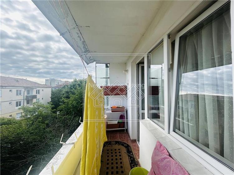 Ap decomandat, 3 camere, balcon, pivnita - N. Iorga - 10