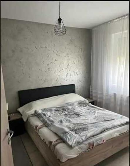 Decomandat. Braytim. Mobilat si utilat. Bucatarie inchisa