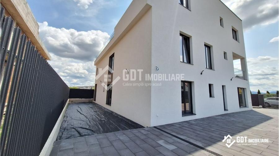 Apartament tip vilă, 115 mp utili, 200 mp curte, Arhitectilor Cisnadie