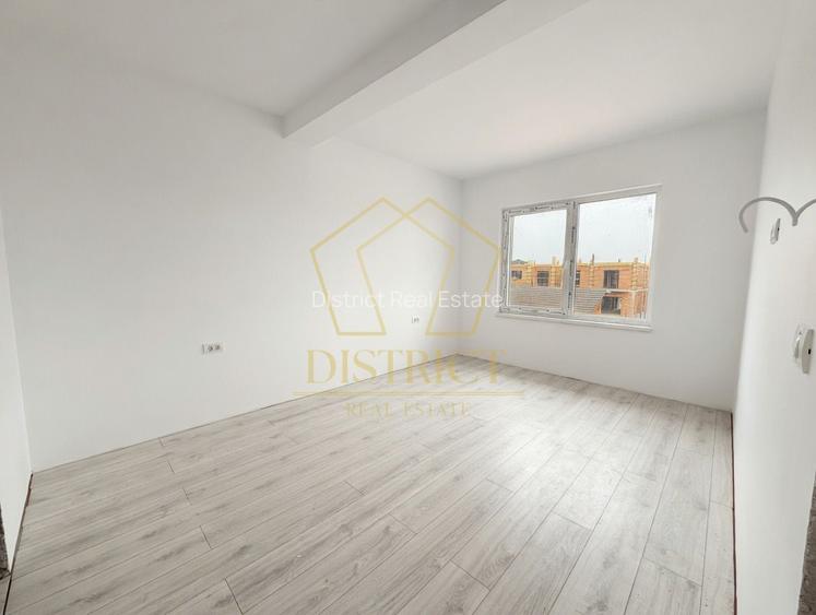 Duplex cu 4 camere despărțit prin camera tehnica | Mosnita Noua - 6