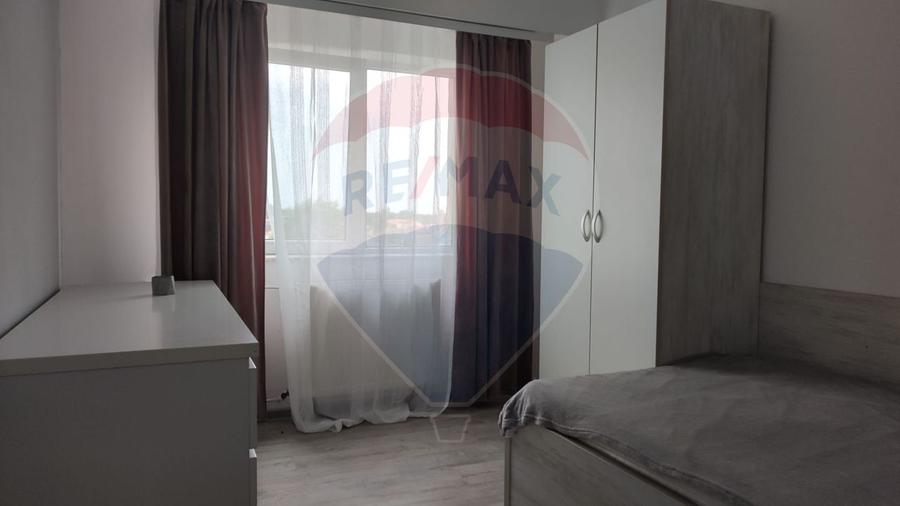 Apartament 3 camere de vanzare zona Calea Aradului
