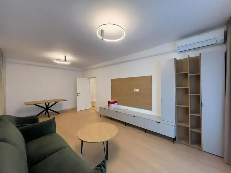 Apartament 2 Camere LUX De Inchiriat Exigent Plaza Mutare Imediata