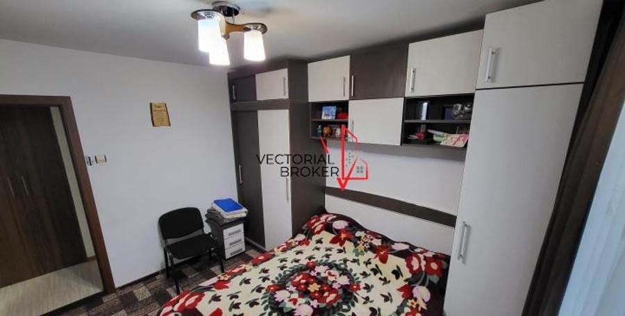 3 camere decomandate, et.5, 70mp, bl.1980, Basarabia- Chisinau