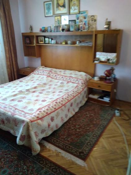 Vand apartament 3 Camere, Decomandate, Baie cu geam, 64m2 , Mazepa