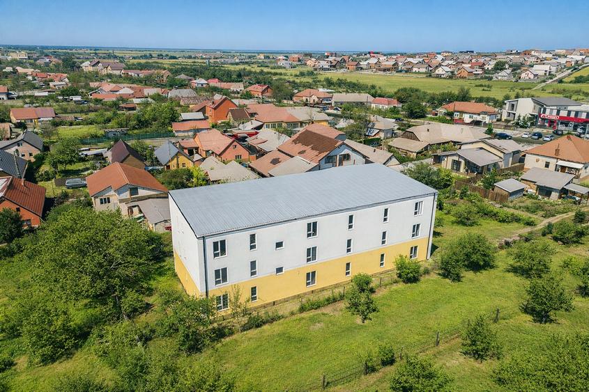 Clădire de închiriat – 800 mp utili – Giarmata, zonă centrală