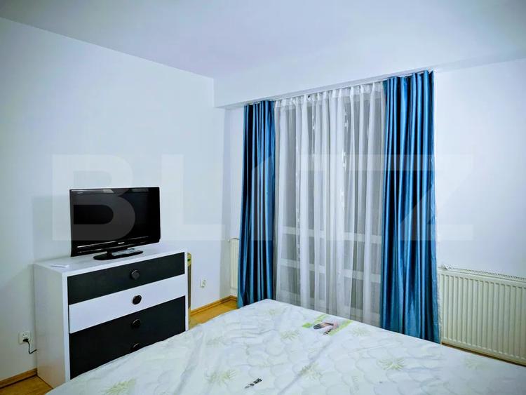 Apartament 3 camere, 80 mp, zona Podul de piatra