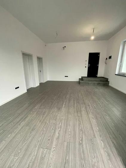 Clădire de birouri/showroom | 205mp | 20 parcări | Traian Vuia