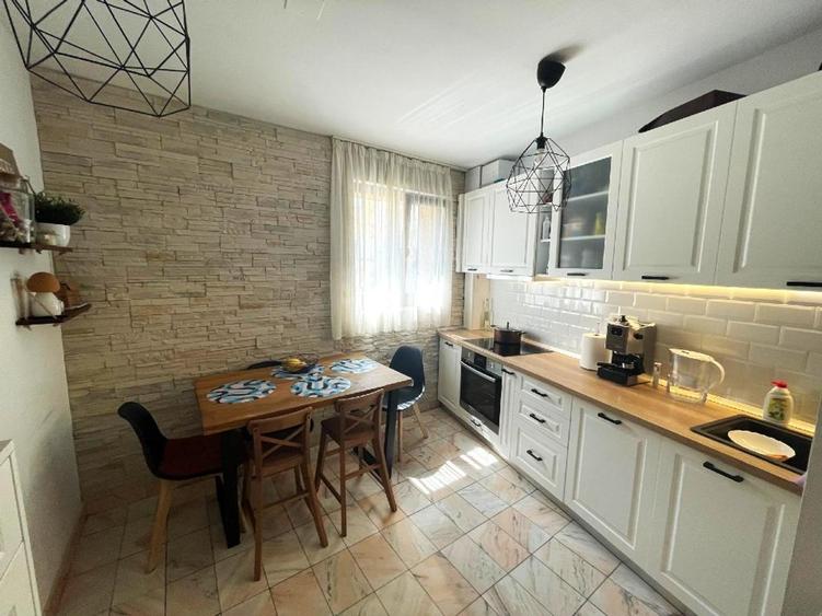 Apartament 3 camere, 70 mp, renovat, etaj 7/10, zona Colentina