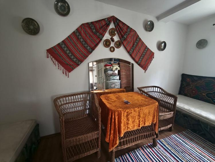 Casa de vacanta , zona Soarecului , Marginea