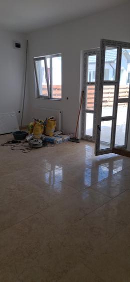 Vindem Casa in Navodari