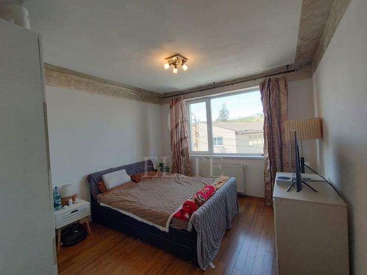 Apartament 2 camere în zona STRAZII BUCURESTI