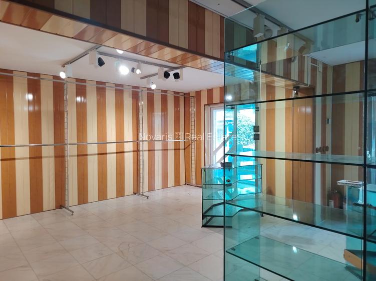 Spatiu comercial , zona centrala - 3
