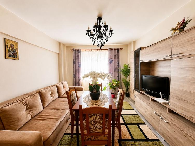 Apartament 4 camere, etaj intermediar, 82 mp, Piata Flora Manastur