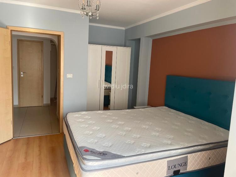 Proprietar: 4 camere decomandat in Piata Unirii,Amenajat Modern  - 8