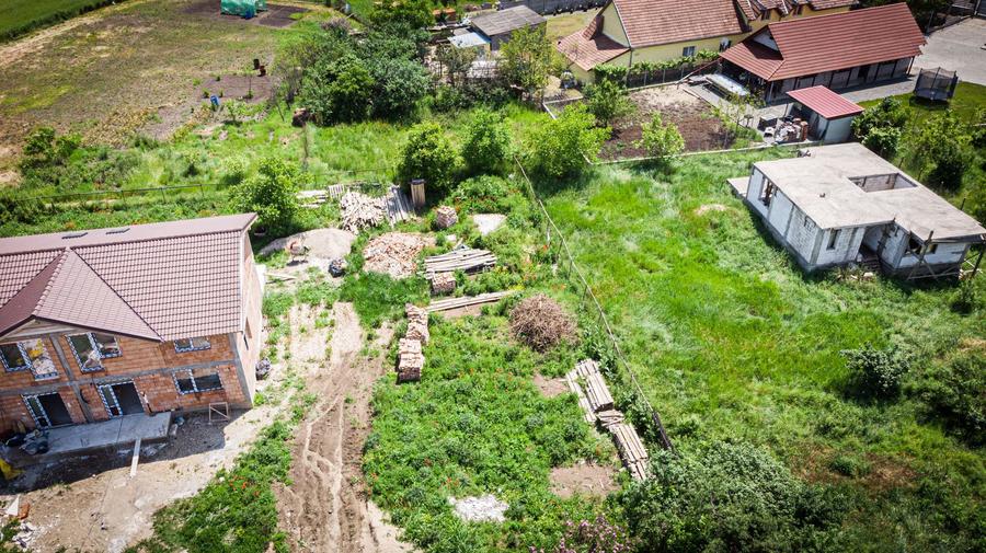 Loc de casa de 539 mp în Vladimirescu