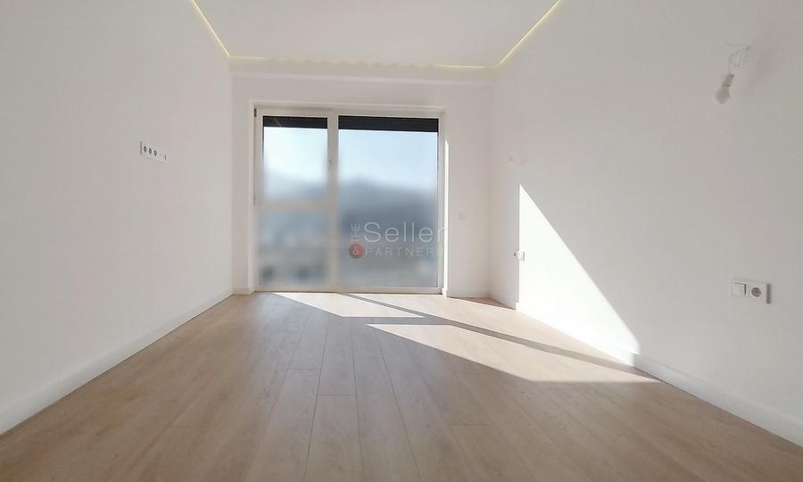 Penthouse Imobil Nou- zona Carpatilor