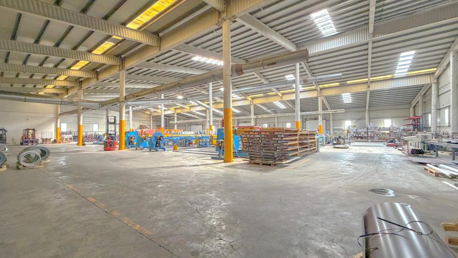 Hala Logistică / Producție de Vânzare | DN13 | Post Trafo Propriu